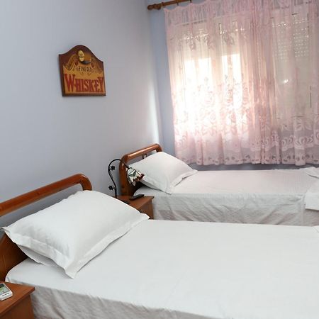 Guesthouse Katerina ベラト エクステリア 写真